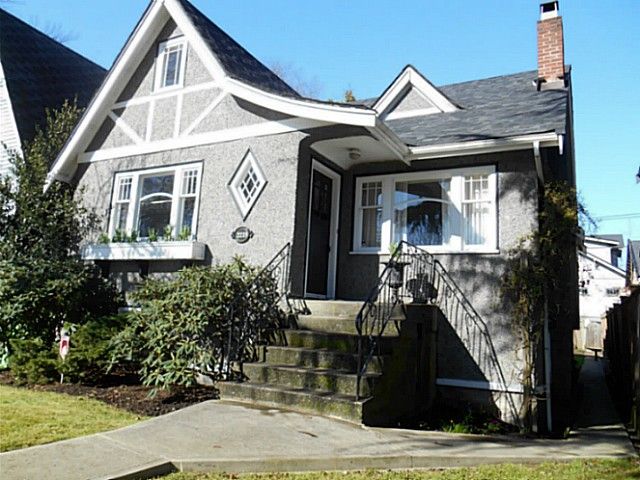 Main Photo: 2219 W 49TH Avenue in Vancouver: Kerrisdale House for sale (Vancouver West)  : MLS®# V1107729