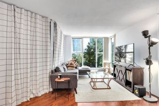 Photo 3: 808 1009 EXPO Boulevard in Vancouver: Yaletown Condo for sale in "Landmark 33" (Vancouver West)  : MLS®# R2862796