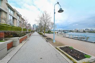 Photo 7: 303 1328 MARINASIDE Crescent in Vancouver: Yaletown Condo for sale in "THE CONCORD" (Vancouver West)  : MLS®# R2863830