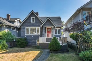 Photo 1: 6258 LARCH Street in Vancouver: Kerrisdale House for sale (Vancouver West)  : MLS®# R2722705