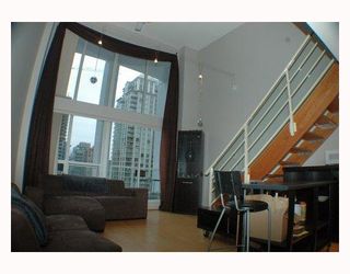 Photo 4: 713 933 SEYMOUR Street in Vancouver: Downtown VW Condo for sale in "THE SPOT" (Vancouver West)  : MLS®# V794826