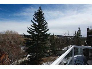 Photo 2: 36 EDGELAND Rise NW in CALGARY: Edgemont Residential Detached Single Family for sale (Calgary)  : MLS®# C3607841