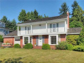 Photo 1: 2050 Westdean Cr in West Vancouver: Ambleside House for sale : MLS®# V1140072