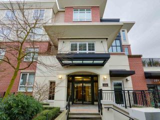 Photo 2: 405 2940 KING GEORGE Boulevard in Surrey: Elgin Chantrell Condo for sale in "HIGH STREET" (South Surrey White Rock)  : MLS®# R2041949