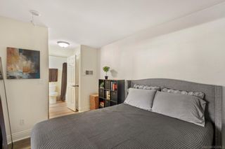 Photo 11: LA JOLLA Condo for sale : 1 bedrooms : 8440 Via Mallorca #125
