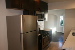Photo 2: UNIVERSITY HEIGHTS Twin-home for rent : 1 bedrooms : 2117 Howard Ave in San Diego