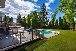 Photo 33: 4 bed 3 bath with Pool! in Winnipeg: 3G House for sale (North Kildonan)  : MLS®# 202214682