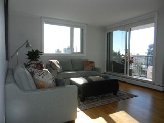 Photo 2: 801 2165 W 40TH Avenue in Vancouver: Kerrisdale Condo for sale in "The Veronica" (Vancouver West)  : MLS®# R2141829
