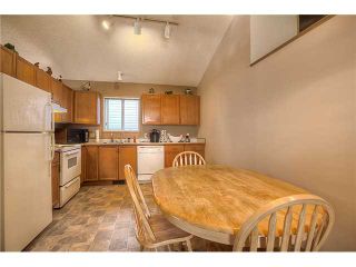 Photo 4: 57 MARTINRIDGE Crescent NE in CALGARY: Martindale Residential Detached Single Family for sale (Calgary)  : MLS®# C3626696