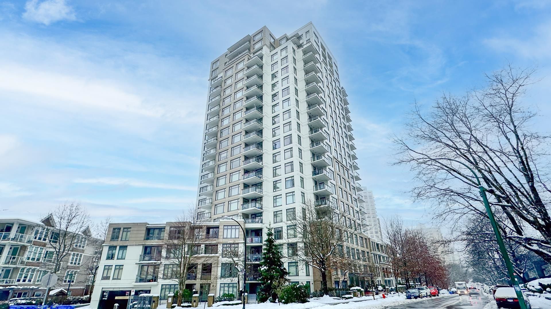 Main Photo: 2007 3660 VANNESS Avenue in Vancouver: Collingwood VE Condo for sale in "CIRCA BY BOSA" (Vancouver East)  : MLS®# R2843652