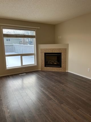 Photo 6: 16111 132 Street NW in Edmonton: House Duplex for rent