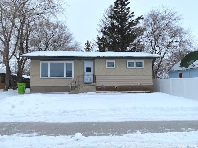 Main Photo: 178 Company Avenue North in Fort Qu'Appelle: Residential for sale : MLS®# SK917065