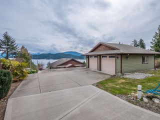 Photo 19: 588 N FLETCHER Road in Gibsons: Gibsons & Area House for sale (Sunshine Coast)  : MLS®# R2254074
