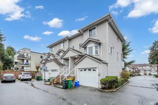 Photo 2: 20 12188 HARRIS Road in Pitt Meadows: Central Meadows Townhouse for sale : MLS®# R2858414