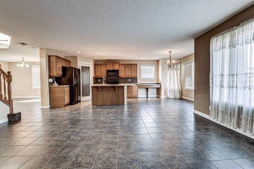 Photo 33: Photos: 64 Everbrook Drive SW in Calgary: Evergreen Detached for sale : MLS®# A1053300