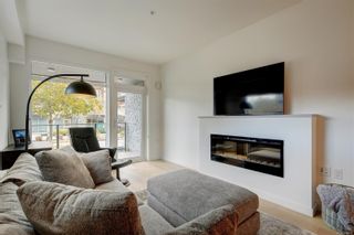 Photo 2: 207 7162 West Saanich Rd in Central Saanich: CS Brentwood Bay Condo for sale : MLS®# 918017