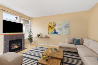 Photo 2: 2526 WESTERN Avenue in North Vancouver: Upper Lonsdale Townhouse for sale in "Western Mews" : MLS®# R2775009