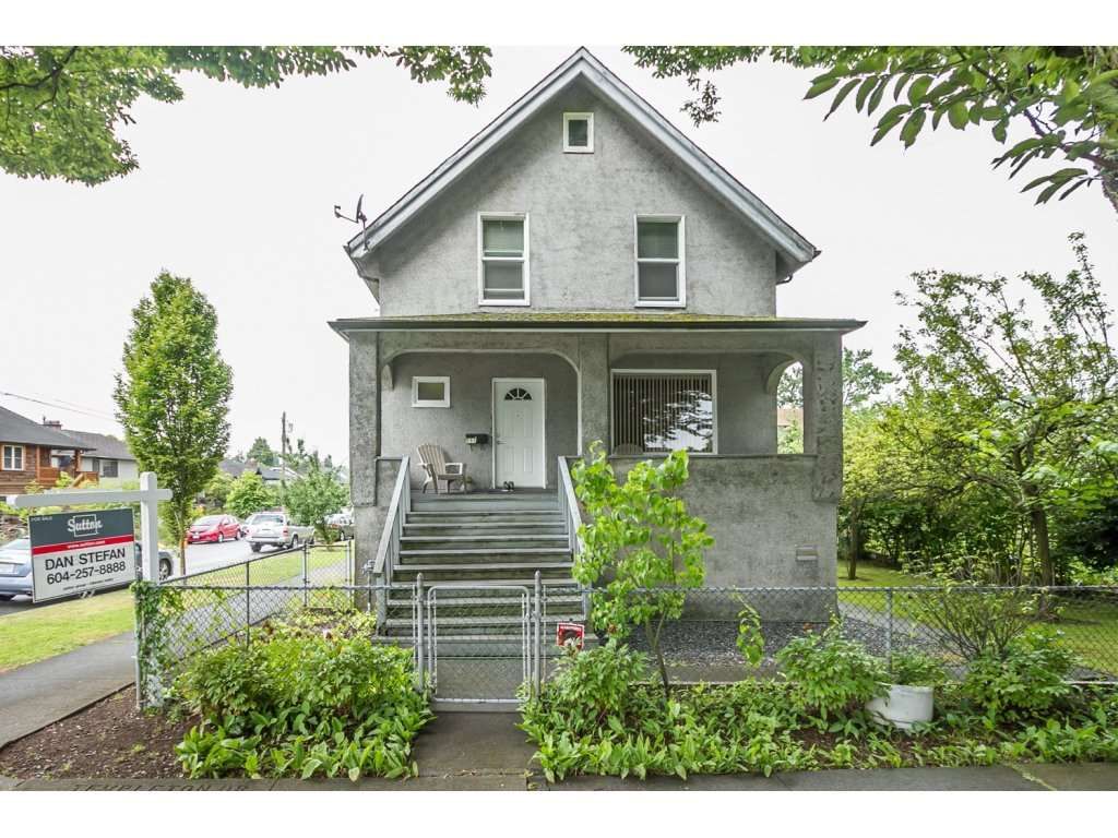 Main Photo: 557 TEMPLETON Drive in Vancouver: Hastings House for sale (Vancouver East)  : MLS®# R2090029