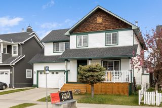 Photo 3: 797 Martindale Boulevard NE in Calgary: Martindale Detached for sale : MLS®# A1147585