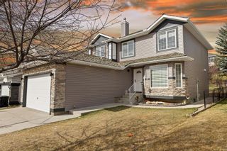 Photo 3: 66 Springbank Crescent SW in Calgary: Springbank Hill Detached for sale : MLS®# A1214241