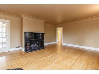 Photo 5: 991 Lavender Ave in VICTORIA: SW Marigold House for sale (Saanich West)  : MLS®# 748904