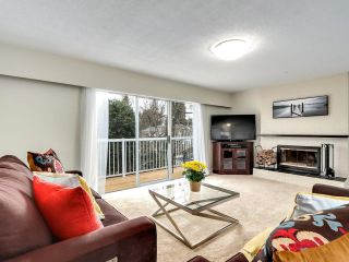 Photo 6: 3618 MAGINNIS Avenue in North Vancouver: Lynn Valley House for sale : MLS®# R2683676