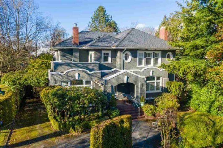 Main Photo: 1651 MATTHEWS Avenue in Vancouver: Shaughnessy House for sale in "First Shaughnessy" (Vancouver West)  : MLS®# R2652192