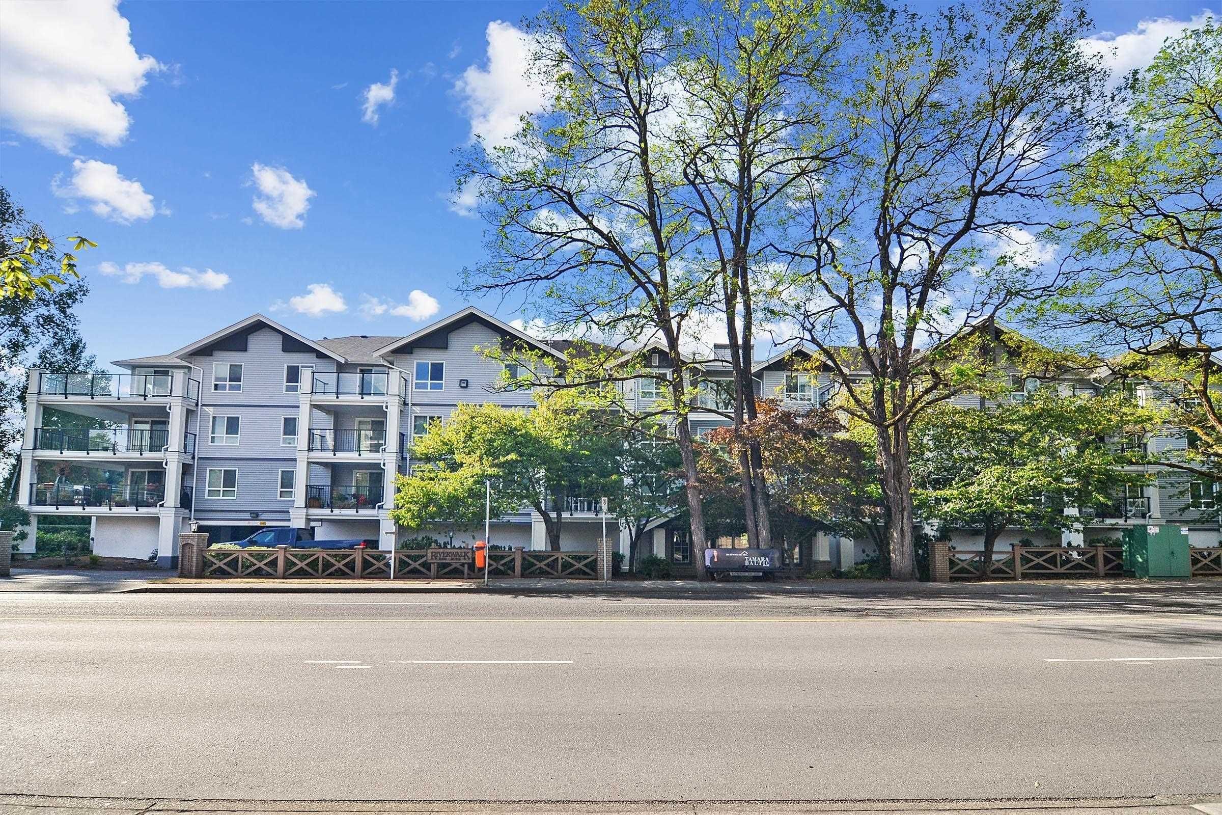 Main Photo: 302 20976 56 Avenue in Langley: Langley City Condo for sale in "Riverwalk" : MLS®# R2725017