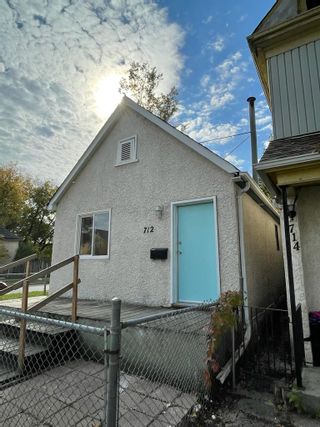 Photo 1: 712 Pritchard Avenue in Winnipeg: House for sale : MLS®# 202321968