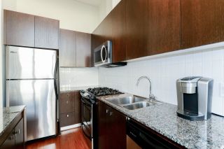 Photo 12: 1203 1030 W BROADWAY in Vancouver: Fairview VW Condo for sale in "LACOLUMBA" (Vancouver West)  : MLS®# R2742927