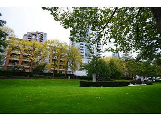Photo 11: 403 1488 HORNBY Street in Vancouver: Yaletown Condo for sale in "Pacific Promenade" (Vancouver West)  : MLS®# V1030847