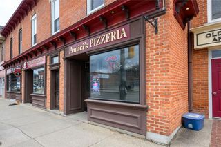 Photo 1: 11 MAIN Street E in Grimsby: Retail for sale : MLS®# H4157959