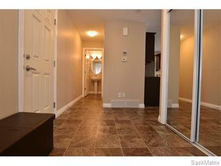 Photo 3: 5325 DEVINE Drive in Regina: Lakeridge Addition Single Family Dwelling for sale (Regina Area 01)  : MLS®# 598205