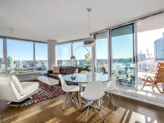 Photo 6: 2305 689 ABBOTT Street in Vancouver: Downtown VW Condo for sale (Vancouver West)  : MLS®# R2014784