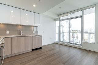 Photo 3: 1604 618 CARNARVON Street in New Westminster: Downtown NW Condo for sale in "618 CARNARVON" : MLS®# R2892784