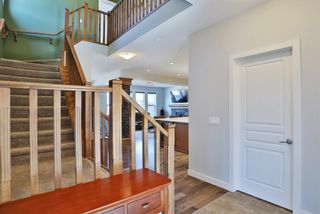 Photo 2: 304 Sage Meadows Circle NW in Calgary: Sage Hill Detached for sale : MLS®# A1243180