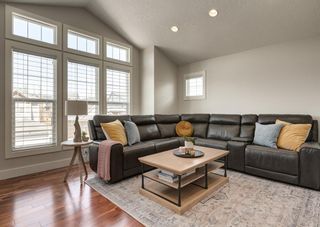 Photo 21: 300 Tremblant Way SW in Calgary: Springbank Hill Detached for sale : MLS®# A2047521