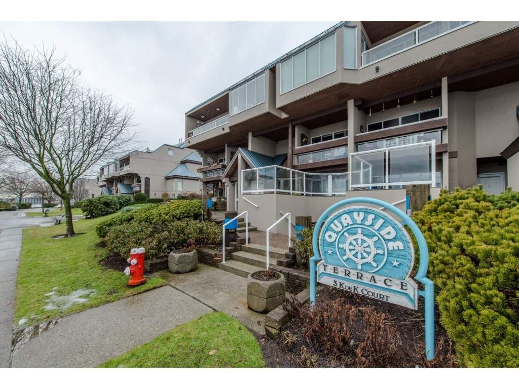 Main Photo: # 405 - 3 K DE K Court in New Westminster: Quay Condo for sale : MLS®# R2132103