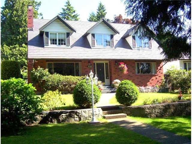 Main Photo: 532 East 19th Street in North Vancouver: Boulevard House for sale : MLS®# V863862