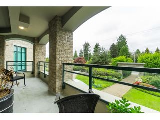 Photo 24: 205 14824 NORTH BLUFF Road: White Rock Condo for sale in "Belaire" (South Surrey White Rock)  : MLS®# R2456173