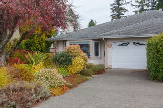 Photo 2: 10389 Resthaven Dr in Sidney: Si Sidney North-East Half Duplex for sale : MLS®# 859000