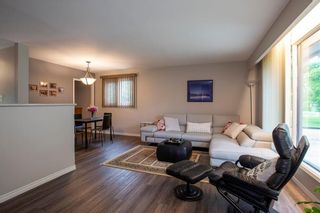 Photo 2: 685 Berkley Street in Winnipeg: Charleswood Residential for sale (1G)  : MLS®# 202214507