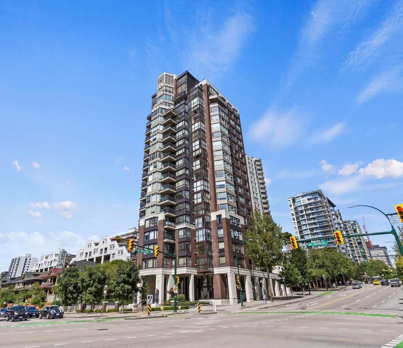 Main Photo: 1606 1003 PACIFIC Street in Vancouver: West End VW Condo for sale in "SEASTAR" (Vancouver West)  : MLS®# R2726944