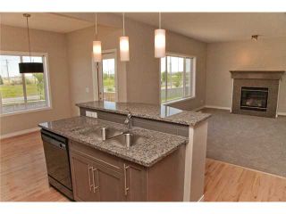 Photo 5: 50 SILVERADO PONDS View SW in CALGARY: Silverado Residential Detached Single Family for sale (Calgary)  : MLS®# C3482993
