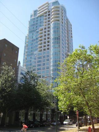 Photo 16: 2001 1500 HORNBY Street in Vancouver: Yaletown Condo for sale in "888 Beach" (Vancouver West)  : MLS®# R2225315