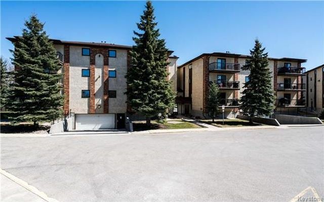 Main Photo: 815 St Anne's Road in Winnipeg: River Park South Condominium for sale (2F)  : MLS®# 1710083