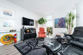 Photo 12: 806 8181 CHESTER Street in Vancouver: South Vancouver Condo for sale in "Fraser Commons" (Vancouver East)  : MLS®# R2812179