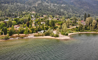 Photo 4: Lakefront commercial property for sale BC: Business with Property for sale : MLS®# 2464633