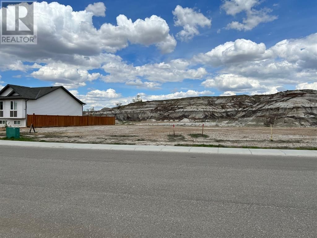 Main Photo: 168 10 Avenue SE in Drumheller: Vacant Land for sale : MLS®# A1219819