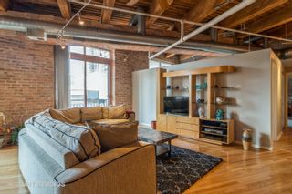 Photo 2: 360 W Illinois Street Unit 401 in Chicago: CHI - Near North Side Residential for sale ()  : MLS®# 11306399